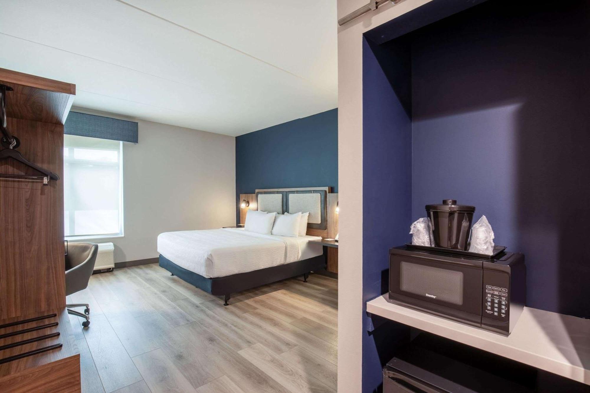 La Quinta Inn & Suites By Wyndham Chattanooga Downtown/South Εξωτερικό φωτογραφία