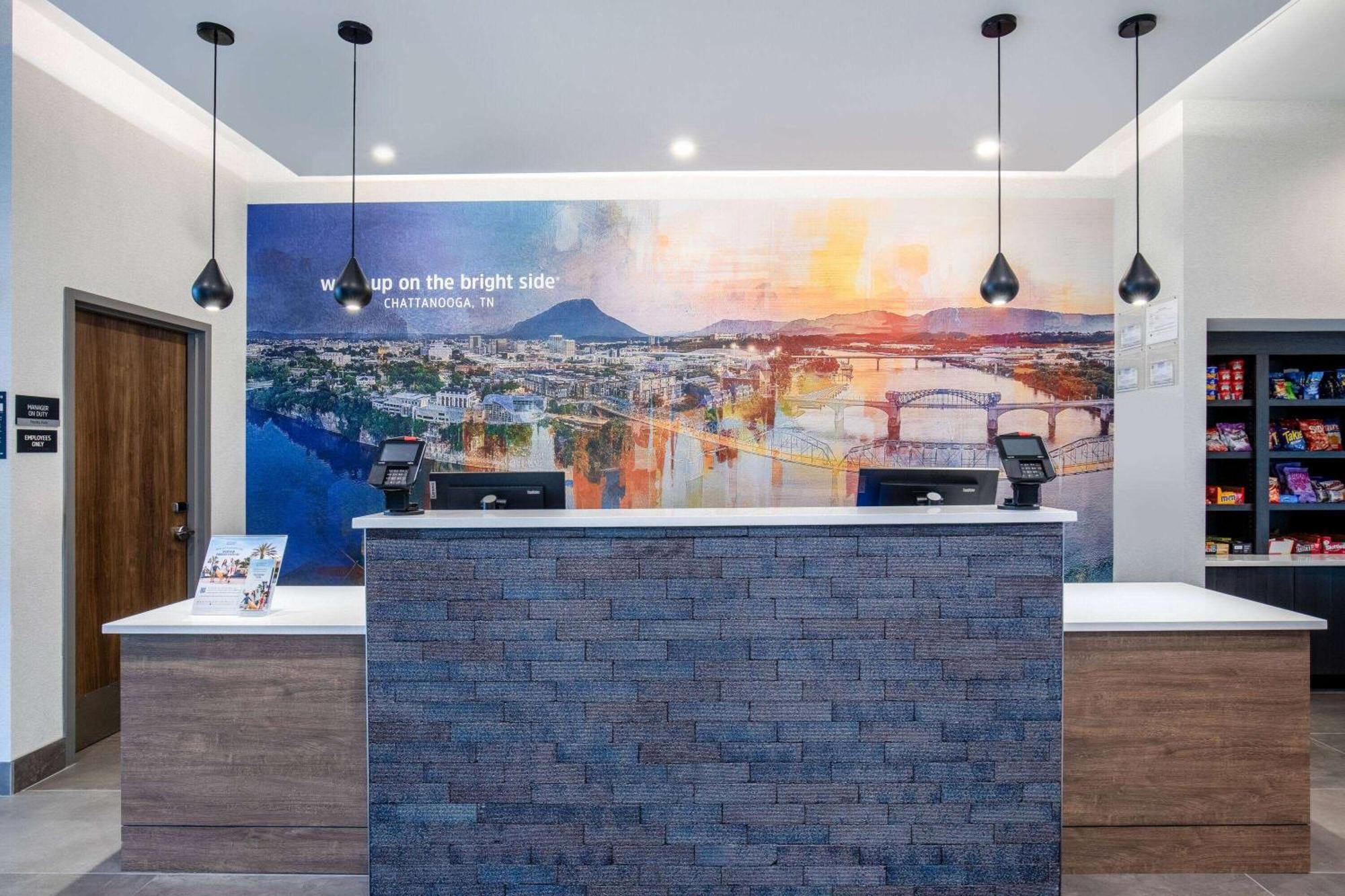La Quinta Inn & Suites By Wyndham Chattanooga Downtown/South Εξωτερικό φωτογραφία
