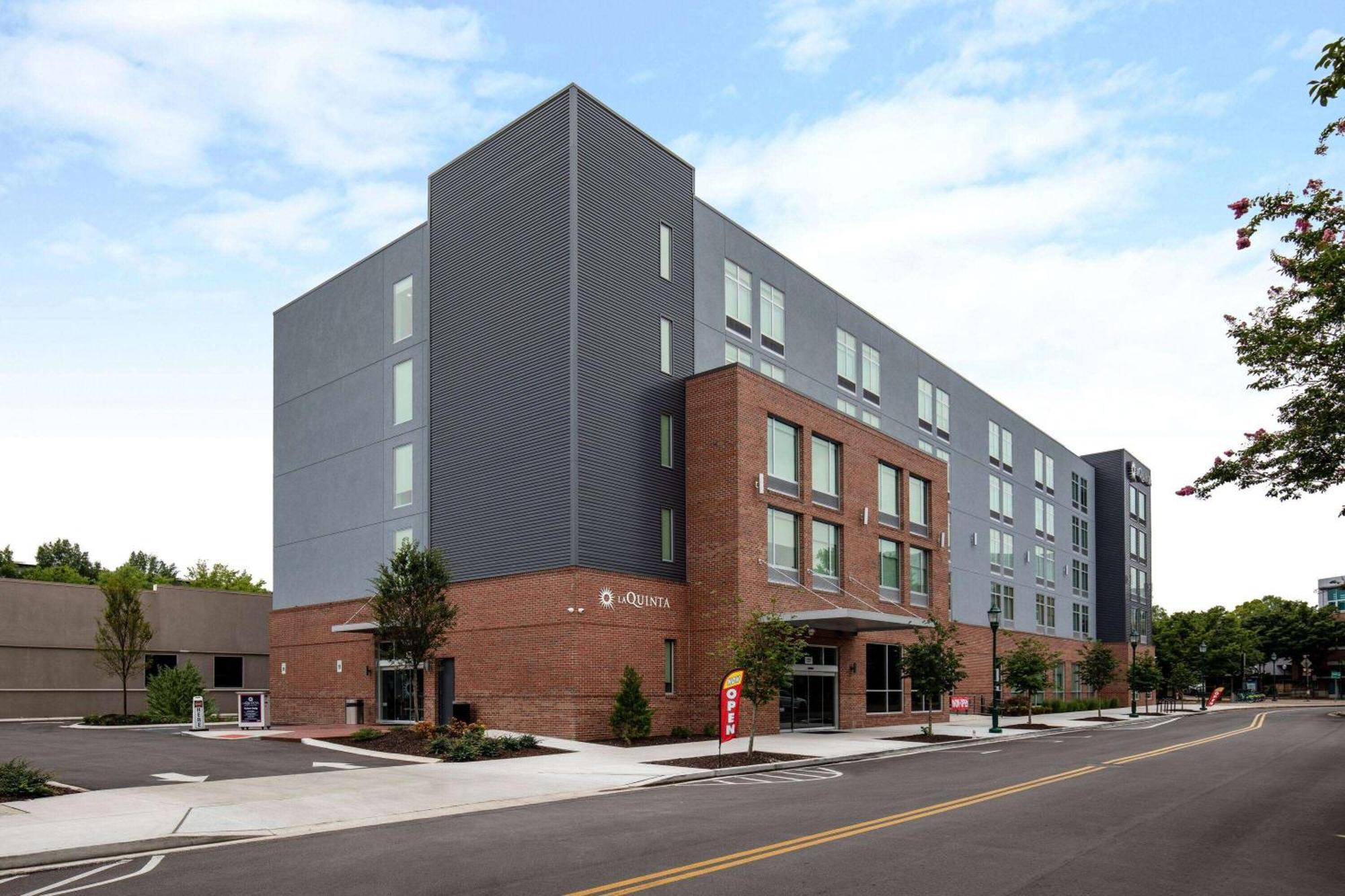 La Quinta Inn & Suites By Wyndham Chattanooga Downtown/South Εξωτερικό φωτογραφία